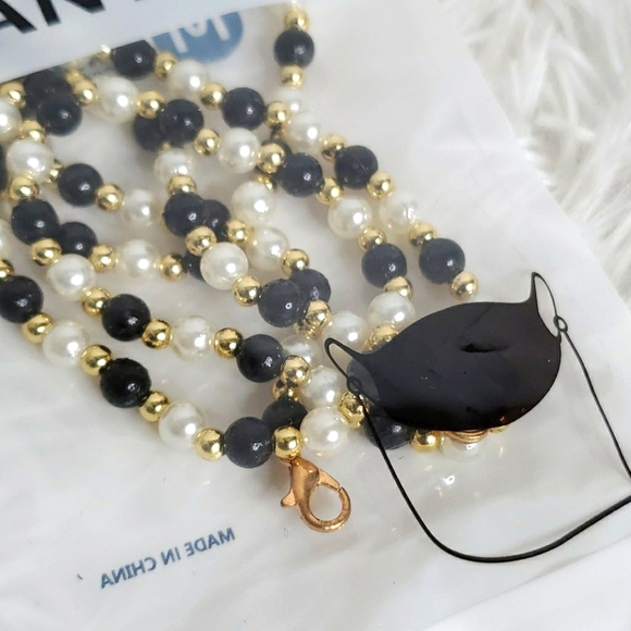 💧FACE MASK | LANYARD - Picture 2 of 3